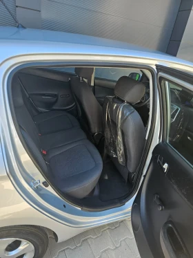 Hyundai I20, снимка 8