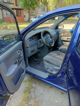 Kia Carens, снимка 2