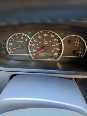 Kia Carens, снимка 15