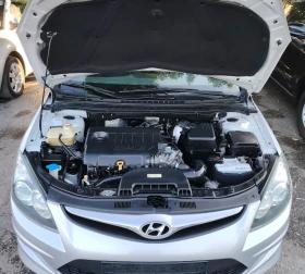 Hyundai I30 Sw 1.6CRD-i/Fifa-EDITION , снимка 9