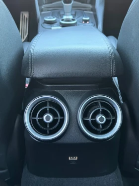 Alfa Romeo Giulia 2.0 Ti, снимка 12