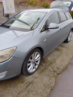 Opel Astra 1.7 cdti sports tourer, снимка 3