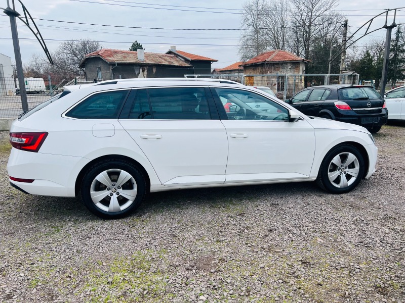 Skoda Superb 2.0tdi НОВА!!!!, снимка 8 - Автомобили и джипове - 44500680