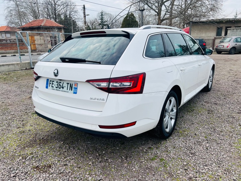 Skoda Superb 2.0tdi НОВА!!!!, снимка 7 - Автомобили и джипове - 44500680