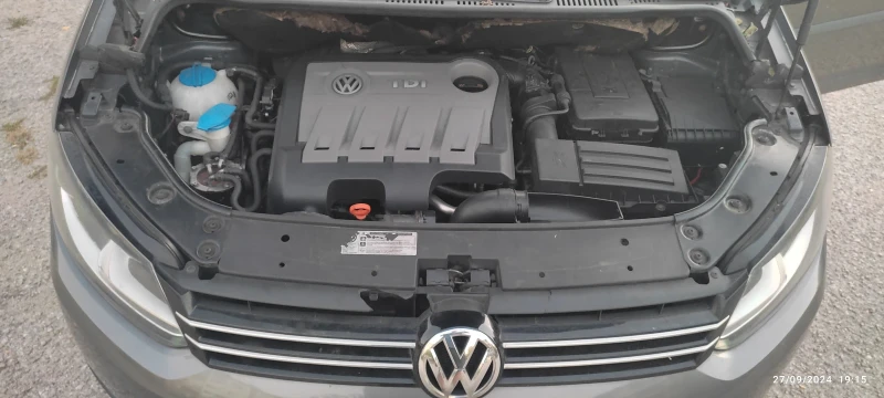 VW Touran 1, 6 tdi , снимка 13 - Автомобили и джипове - 47381934