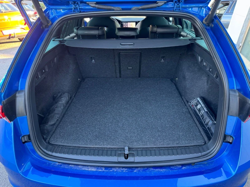 Skoda Octavia 2.0-TDI/200HP/RS+ /LED/ACC/CAM/HUD/NAVI/120vpr, снимка 4 - Автомобили и джипове - 49664105