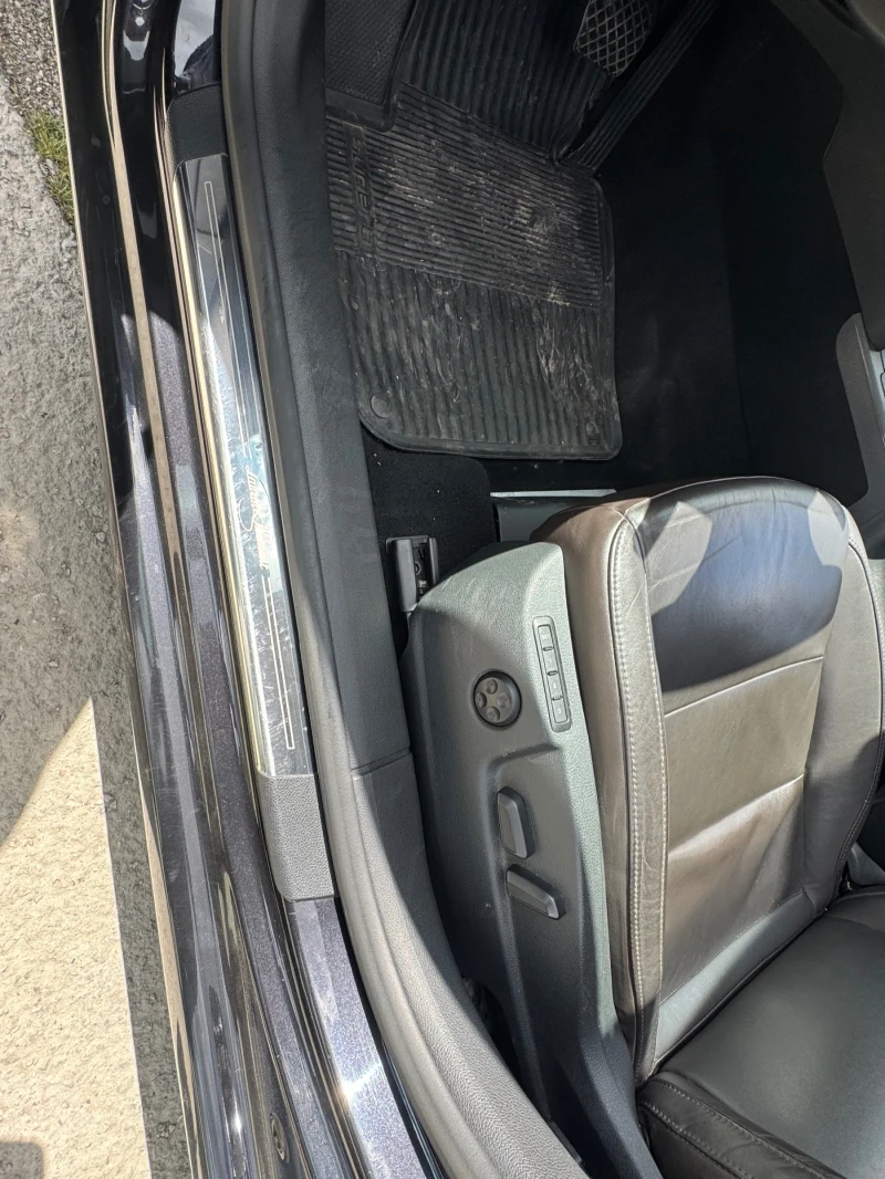 Skoda Superb 2.0 TDI 4x4 DSG, снимка 14 - Автомобили и джипове - 51724475