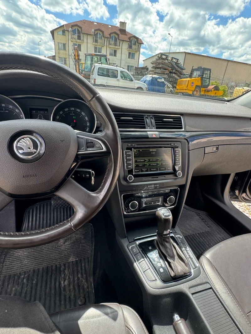 Skoda Superb 2.0 TDI 4x4 DSG, снимка 13 - Автомобили и джипове - 51724475