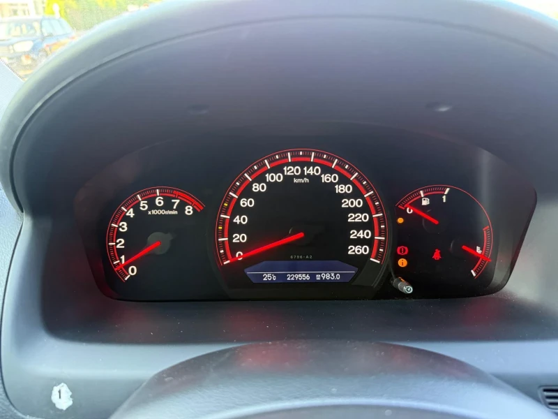 Honda Accord 2.0i FACELIFT, снимка 9 - Автомобили и джипове - 51861912