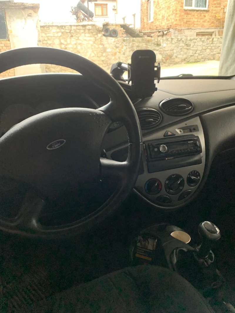 Ford Focus 1.8 Zetec , снимка 6 - Автомобили и джипове - 52500320