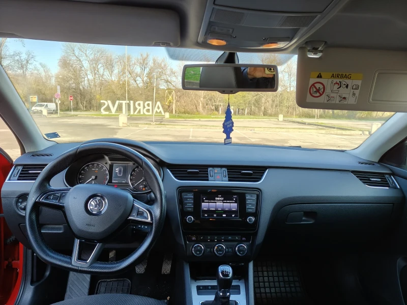 Skoda Octavia, снимка 14 - Автомобили и джипове - 52597862