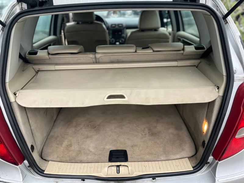 Mercedes-Benz A 180, снимка 16 - Автомобили и джипове - 53514661