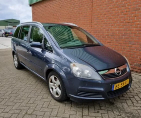 Opel Zafira 1.6 105, снимка 1 - Автомобили и джипове - 48790823