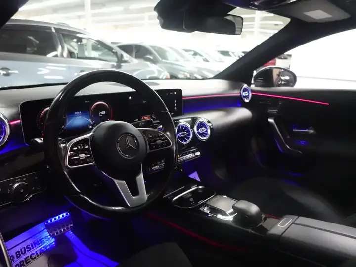 Mercedes-Benz CLA 250 AMG/DIGITAL/NAVI/KAMEPA/ - изображение 8