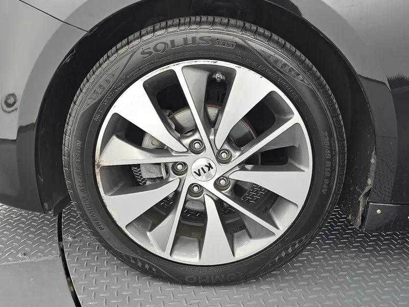 Kia K5  - изображение 5