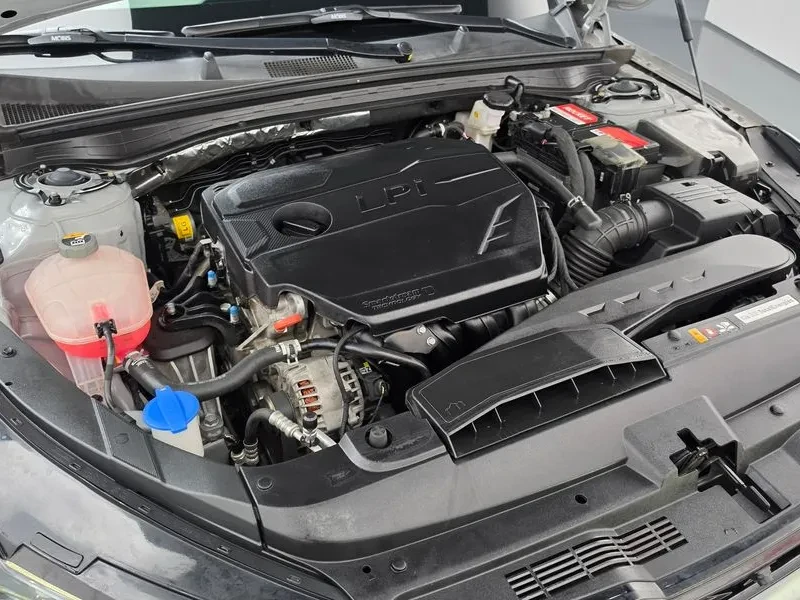 Kia K5 2.0 Lpi Prestige, снимка 6 - Автомобили и джипове - 55738870