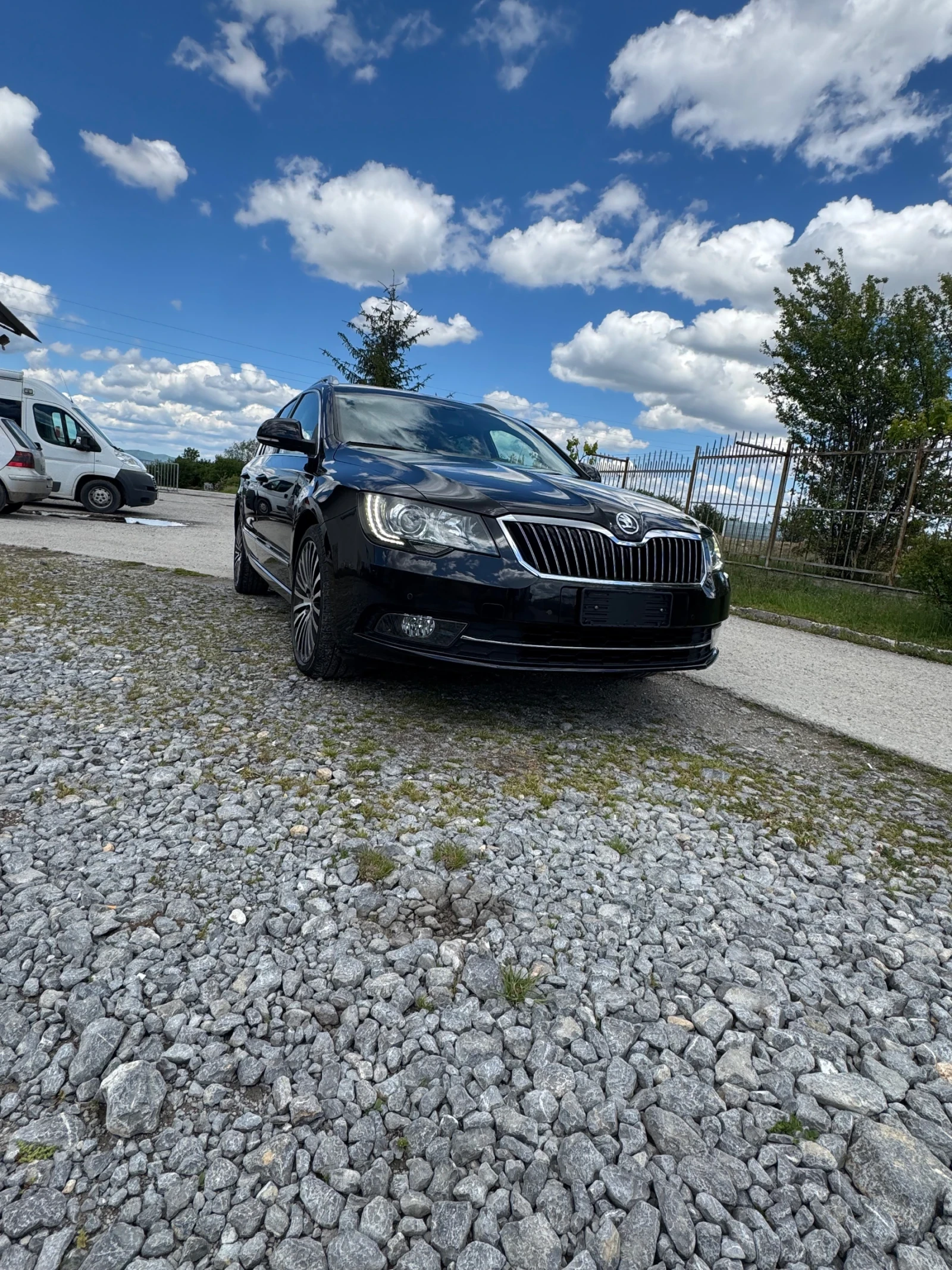 Skoda Superb 2.0 TDI 4x4 DSG, снимка 1