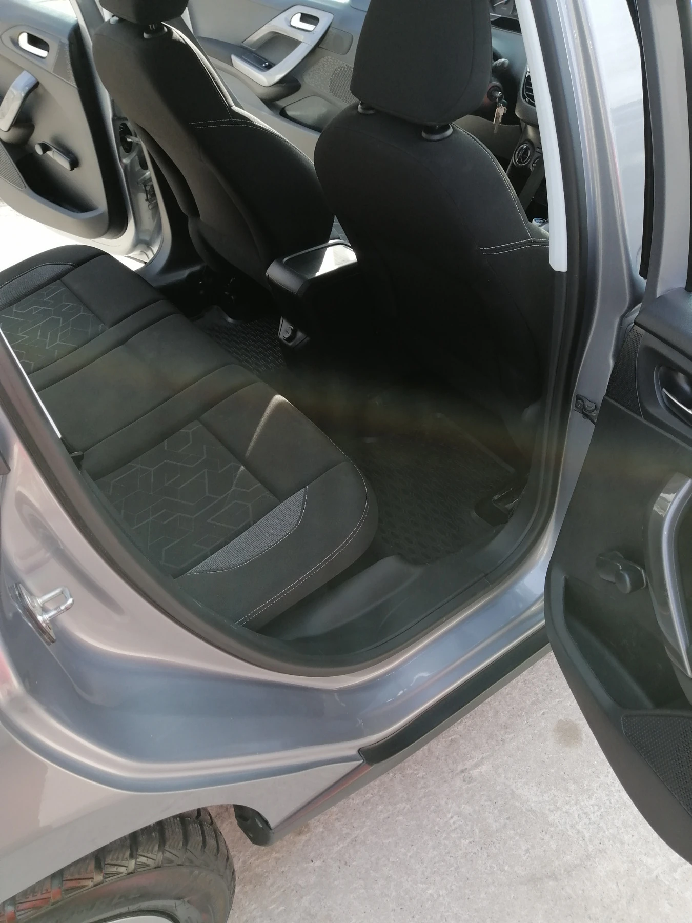 Peugeot 2008 1, 6 blue hdi 100p.s. | Mobile.bg   12