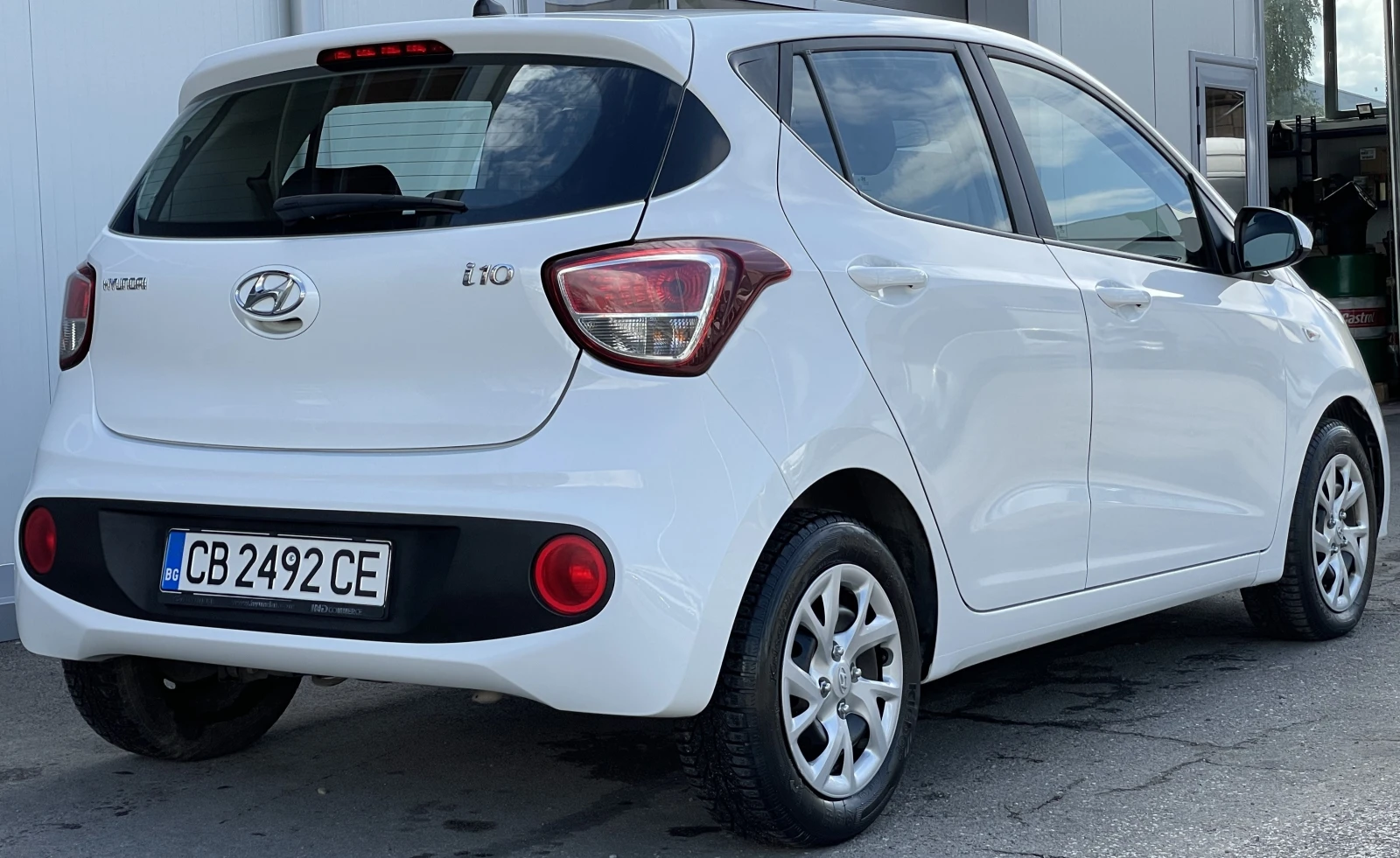 Hyundai I10 Върнат от Лизинг Фабрична Газ Euro 6B - изображение 5