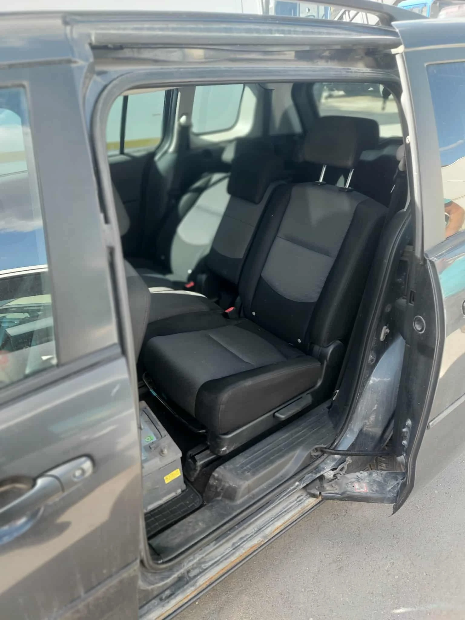 Mazda 5  - изображение 5