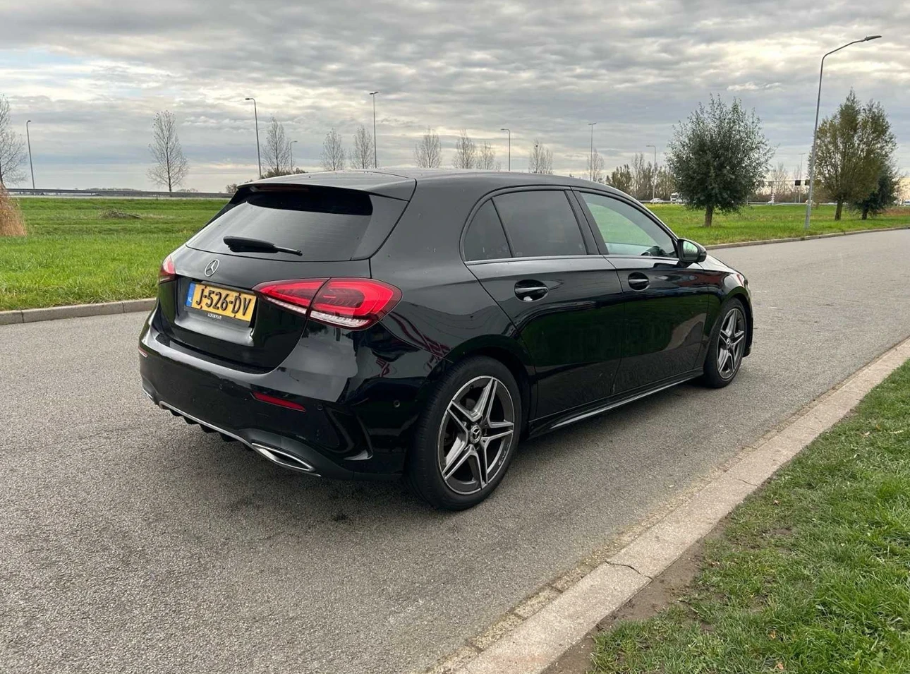 Mercedes-Benz A 180 AMG* KEYLESS* PANO* NIGHT* ��������  | Mobile.bg � ����������� 5