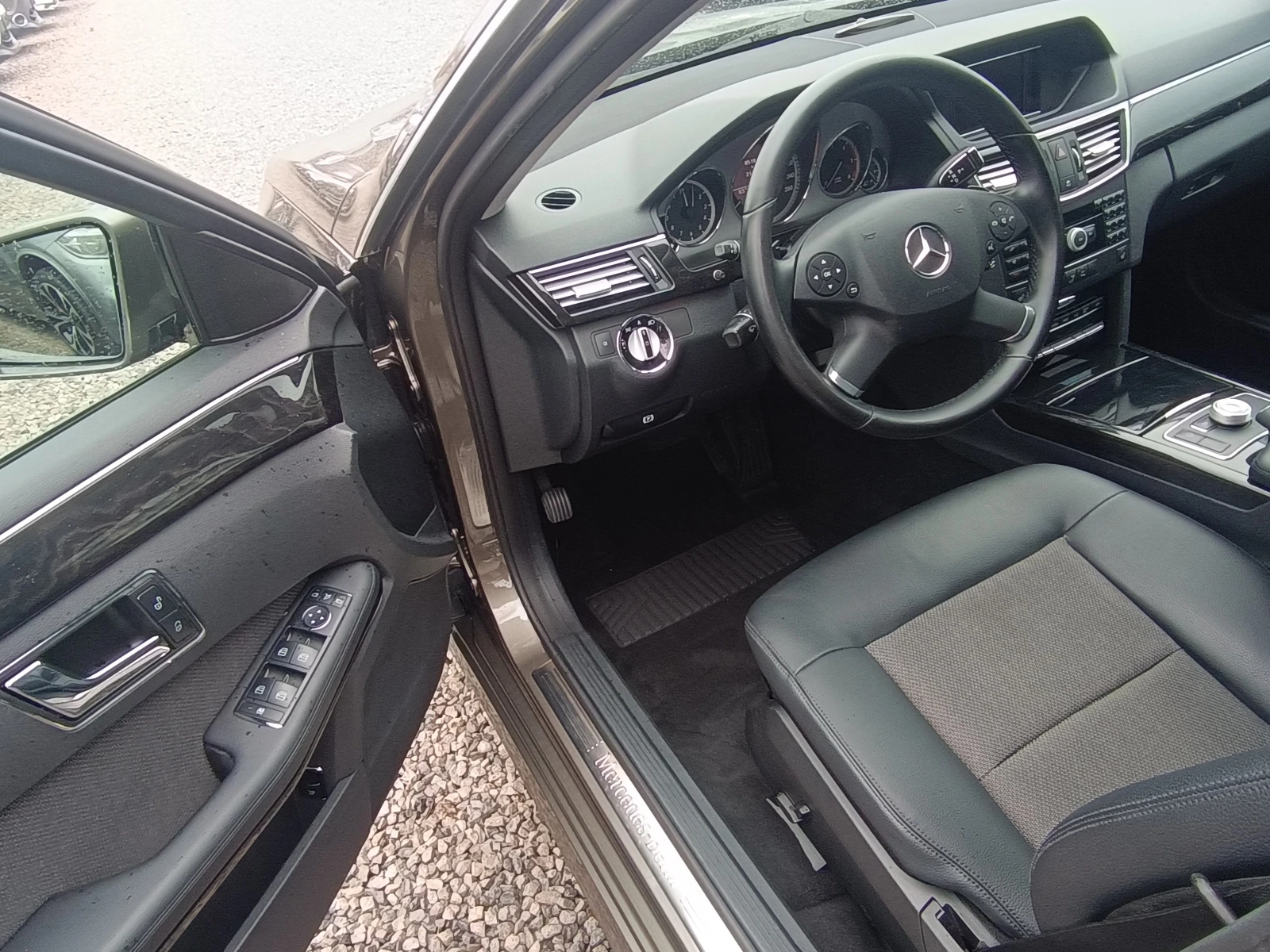 Mercedes-Benz E 350 CDI- 231к.с. !!! Нов внос ШВЕЙЦАРИЯ !!!! - изображение 5