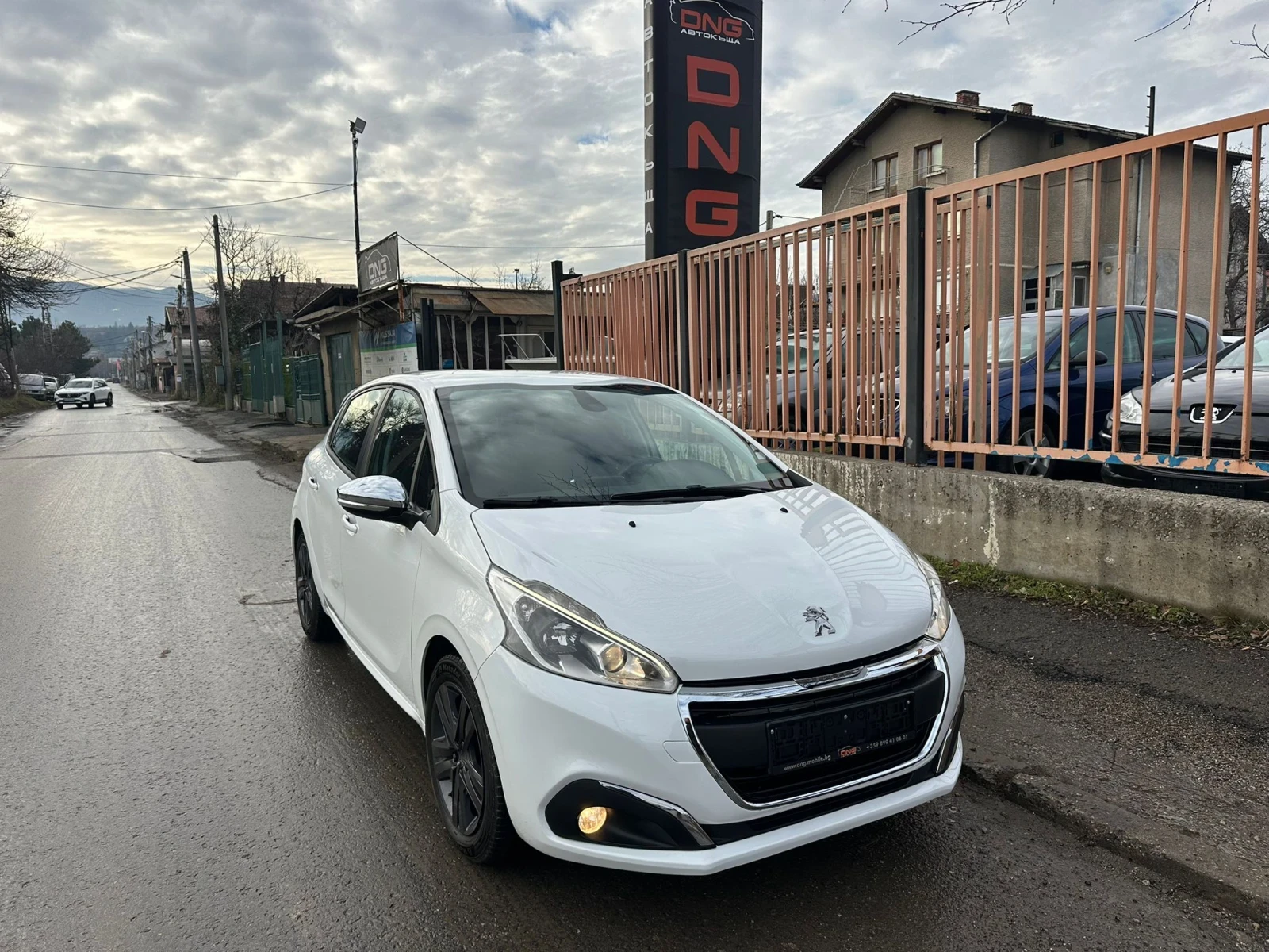 Peugeot 208 GTline 1, 200 EURO6 | Mobile.bg � ����������� 2