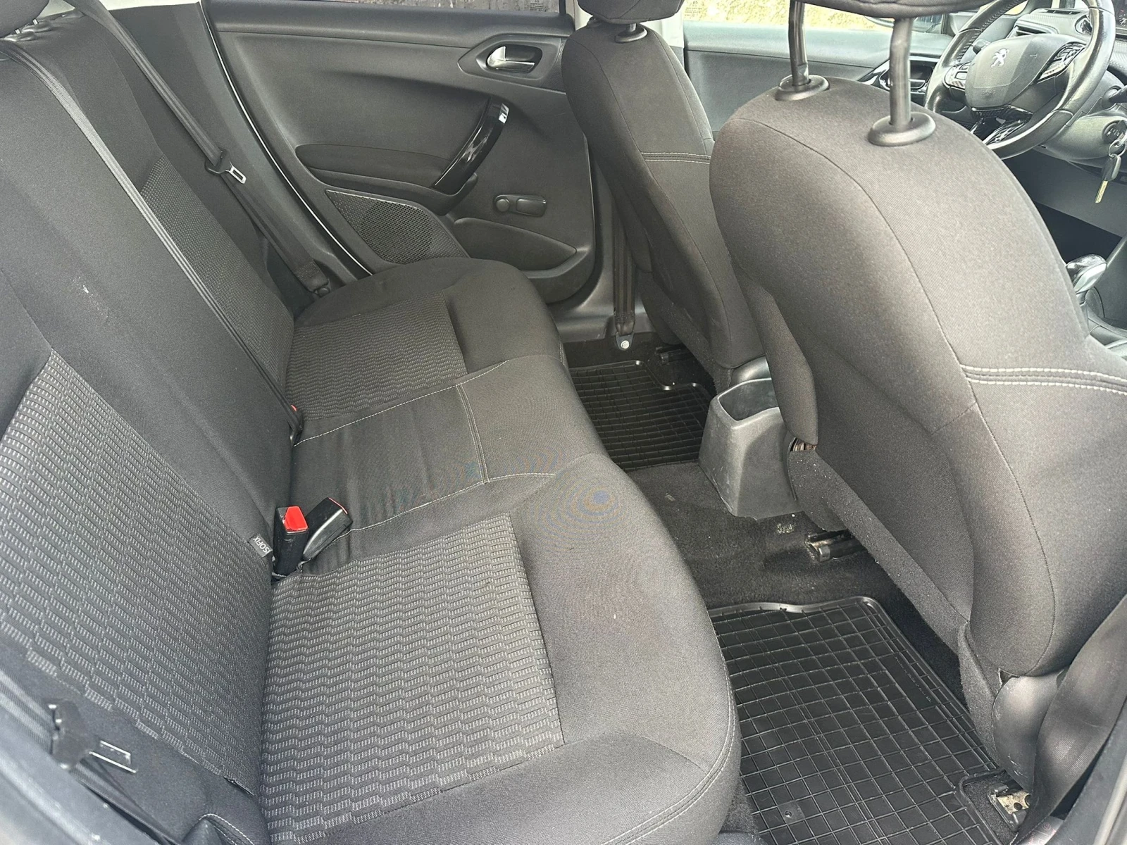 Peugeot 208 GTline 1, 200 EURO6 | Mobile.bg � ����������� 11