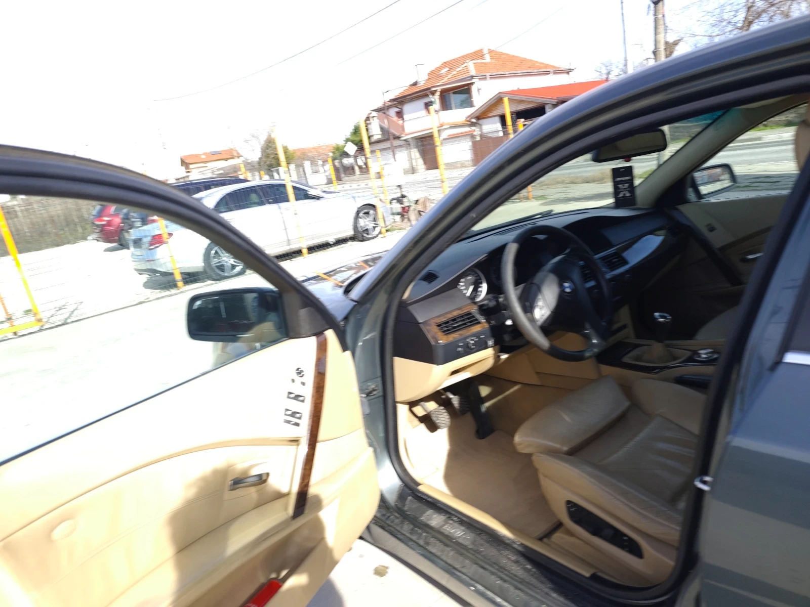 BMW 520 Газ бензин , снимка 3 - Автомобили и джипове - 53537639