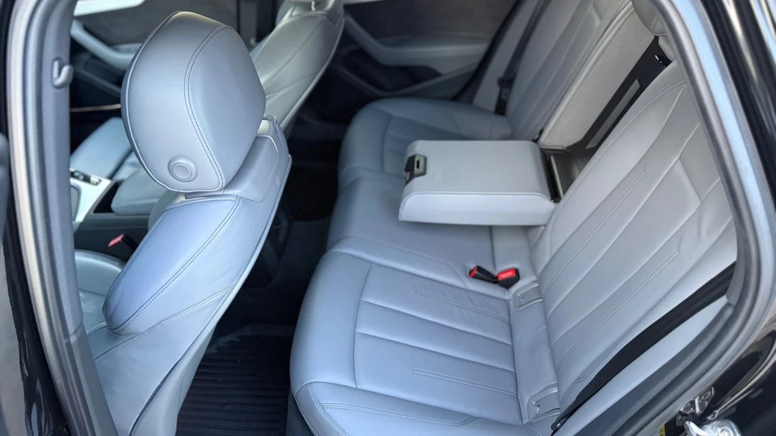 Audi A4 S-LINE QUATTRO DIGITAL COCKPIT , снимка 14 - Автомобили и джипове - 53804147