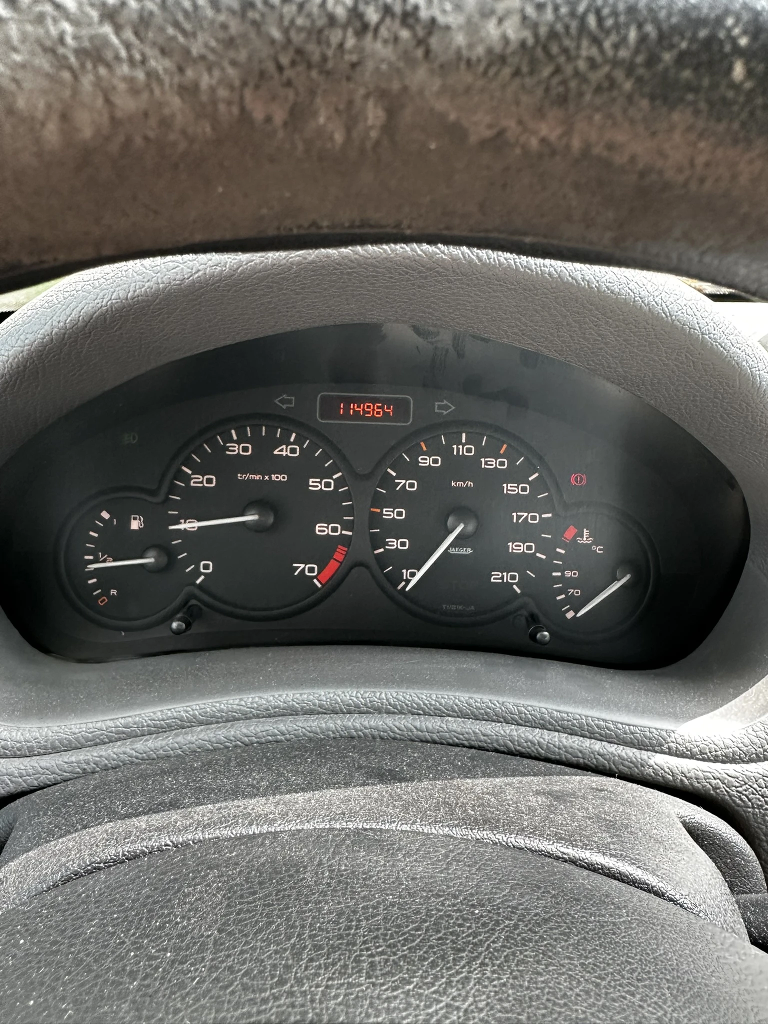 Peugeot 206 1.4i, снимка 7 - Автомобили и джипове - 54360526