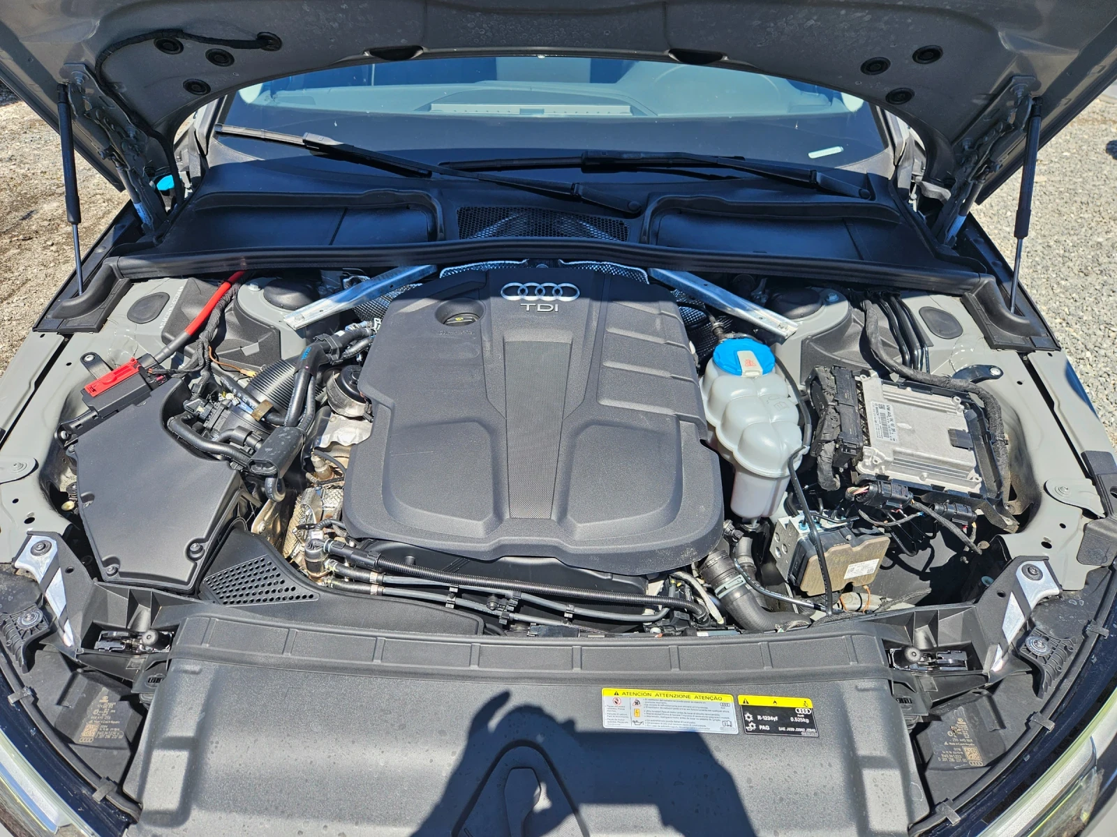 Audi A4 2.0TDi 4х4 sline, снимка 3 - Автомобили и джипове - 54596637