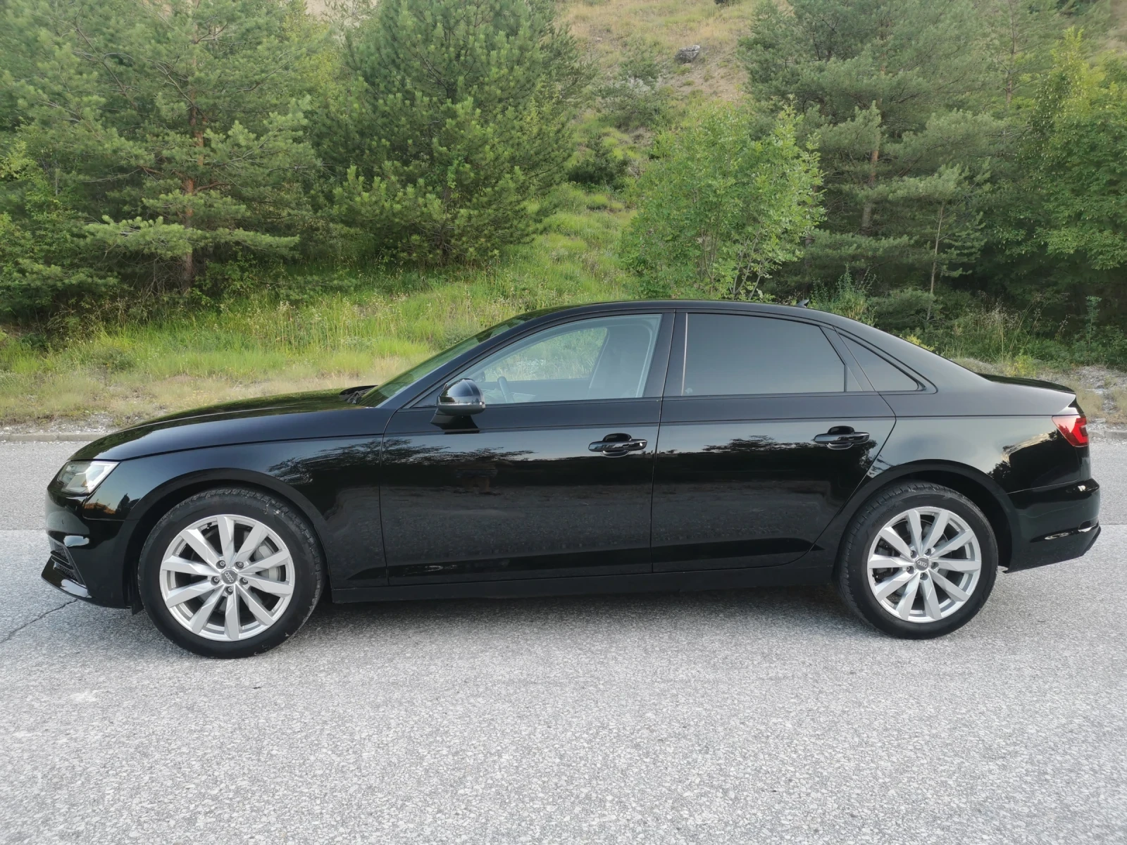 Audi A4 2.0TFSI quattro, снимка 7 - Автомобили и джипове - 54860142
