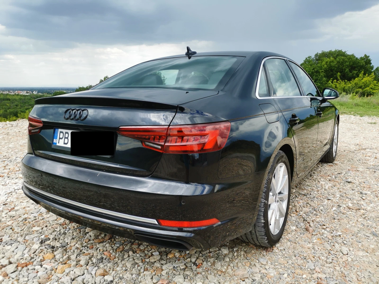 Audi A4 2.0TFSI quattro, снимка 7 - Автомобили и джипове - 54716534
