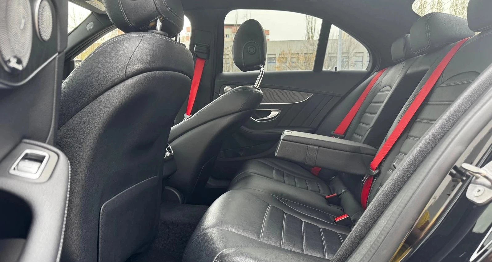 Mercedes-Benz C 43 AMG 4Matic, снимка 7 - Автомобили и джипове - 54800321