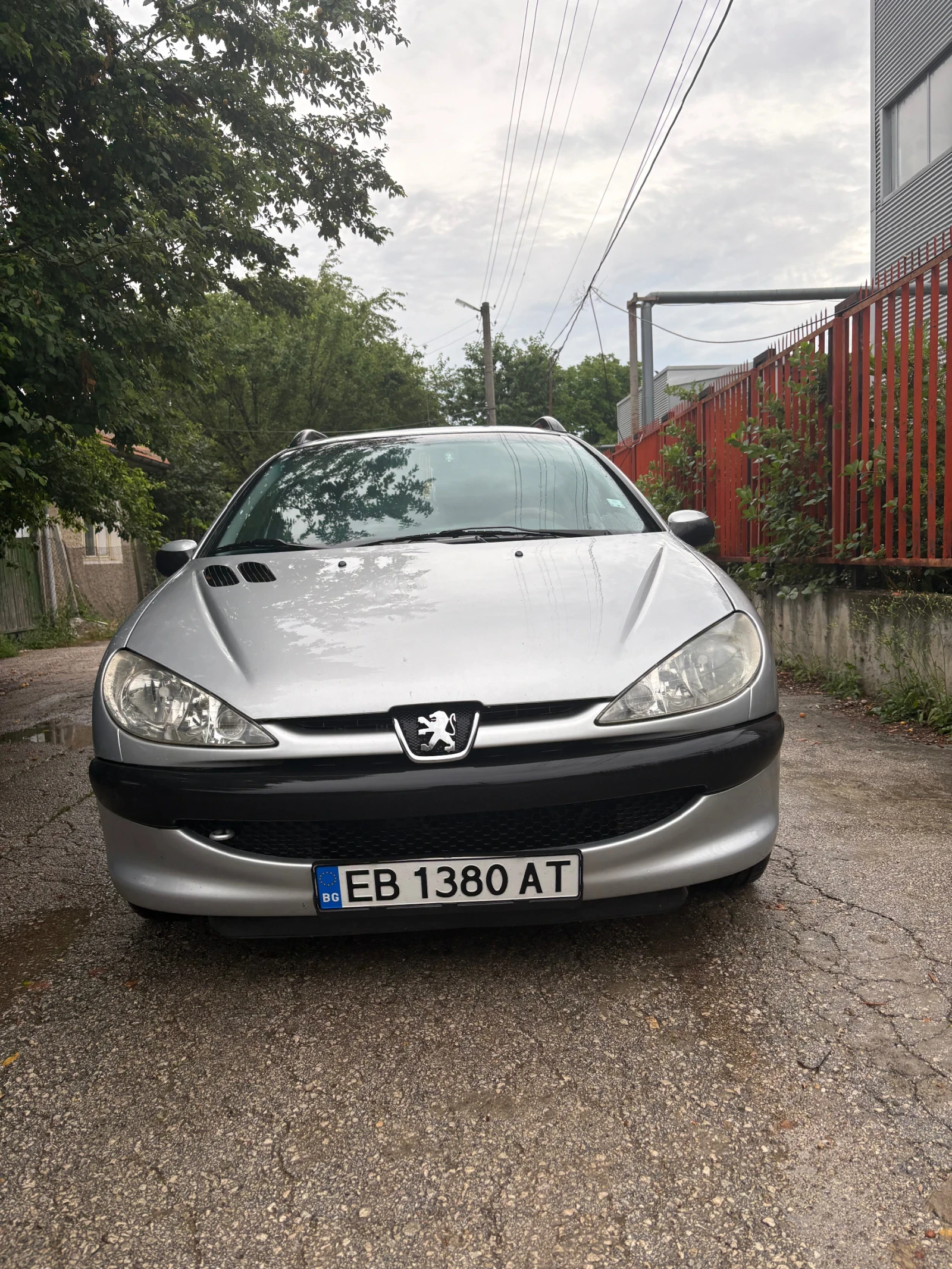 Peugeot 206