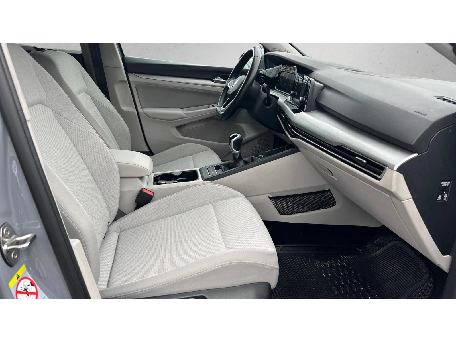 VW Golf 2.0 TDi M/T, Месечна вноска от 266  , снимка 9 - Автомобили и джипове - 55043523