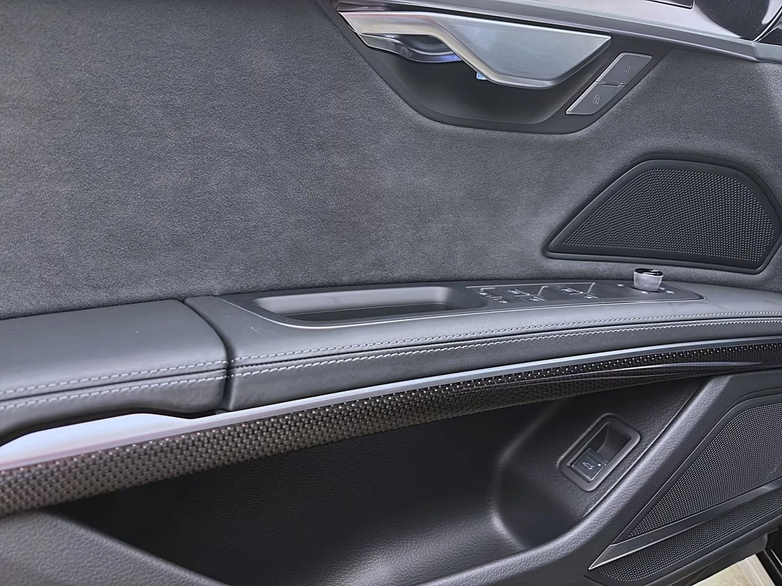 Audi S8 CARBON / BLACK OPTIC/ B&O/ MATRIX/ PANO/ 360/ HUD | Mobile.bg � ����������� 8