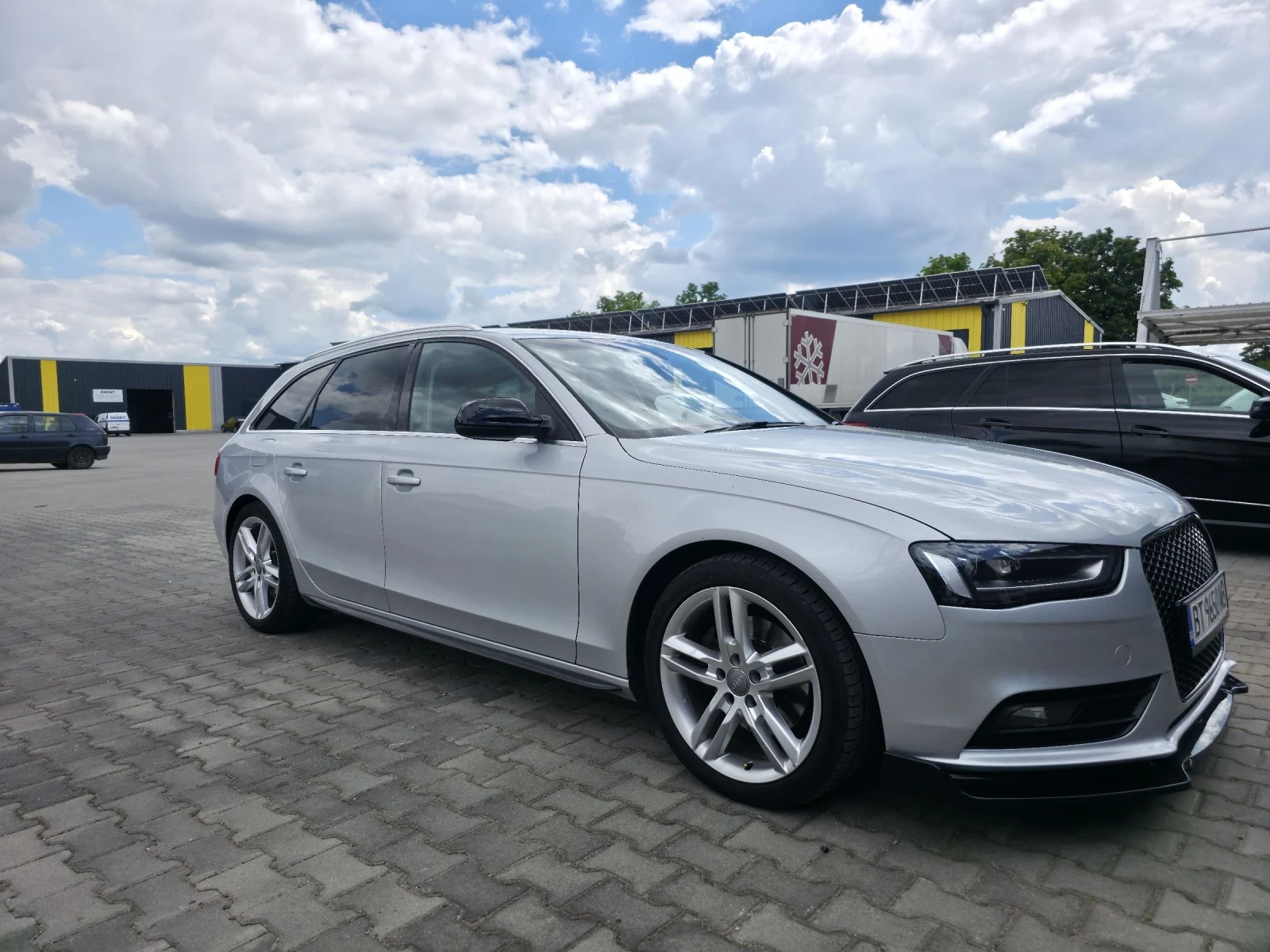 Audi A4, снимка 2 - Автомобили и джипове - 55413709