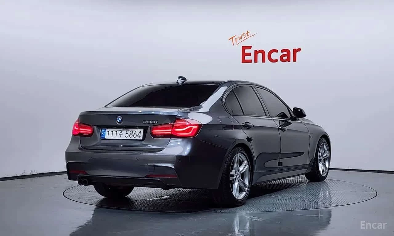 BMW 330 * 330i M Sport Shadow * ЦЕНА ДО БГ, снимка 2 - Автомобили и джипове - 55577956