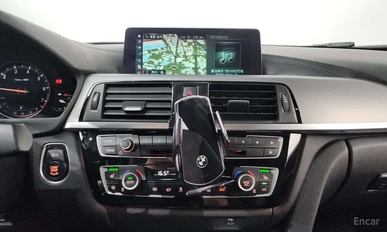BMW 330 * 330i M Sport Shadow * ЦЕНА ДО БГ, снимка 9 - Автомобили и джипове - 55577956