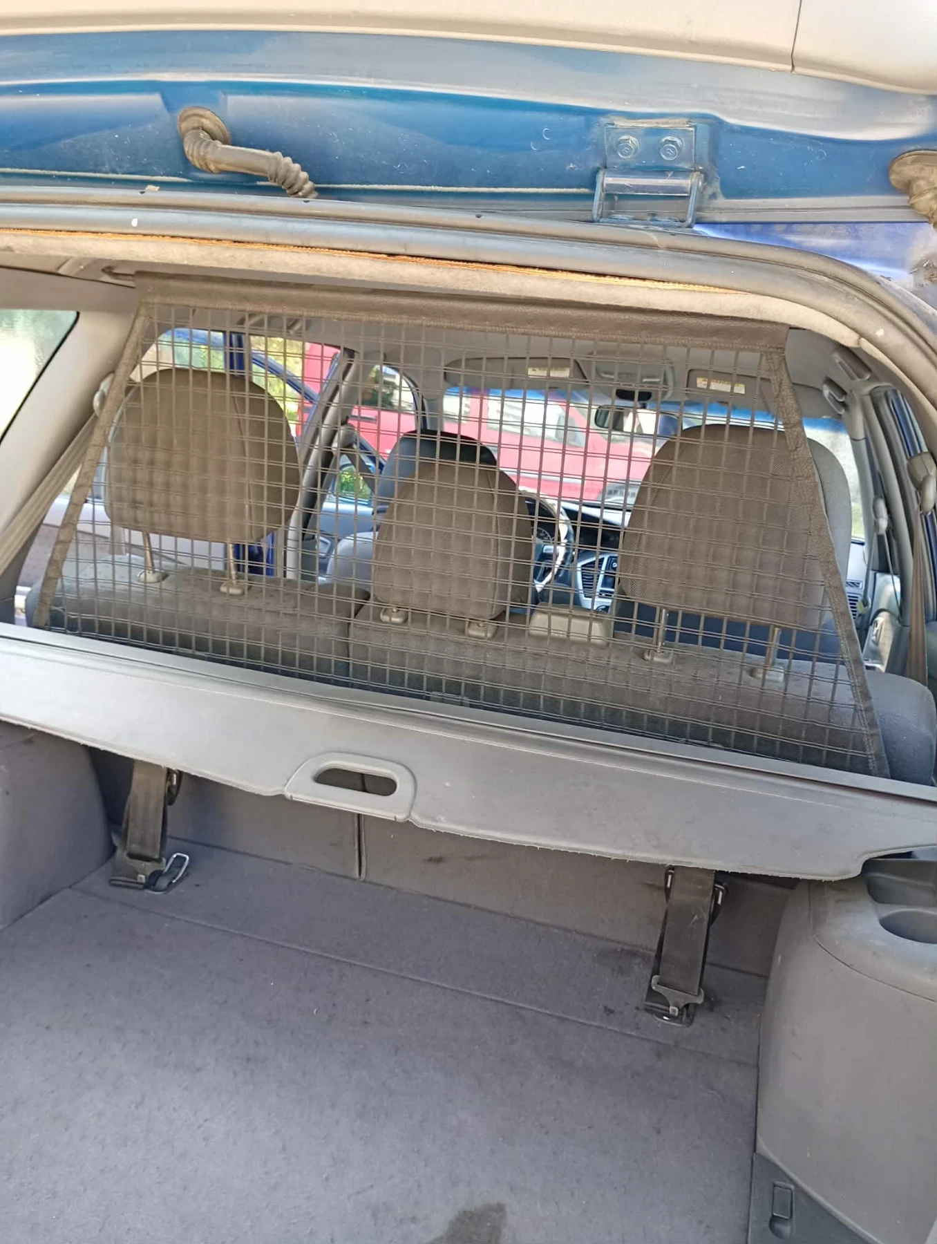 Kia Carens, снимка 11 - Автомобили и джипове - 55725608