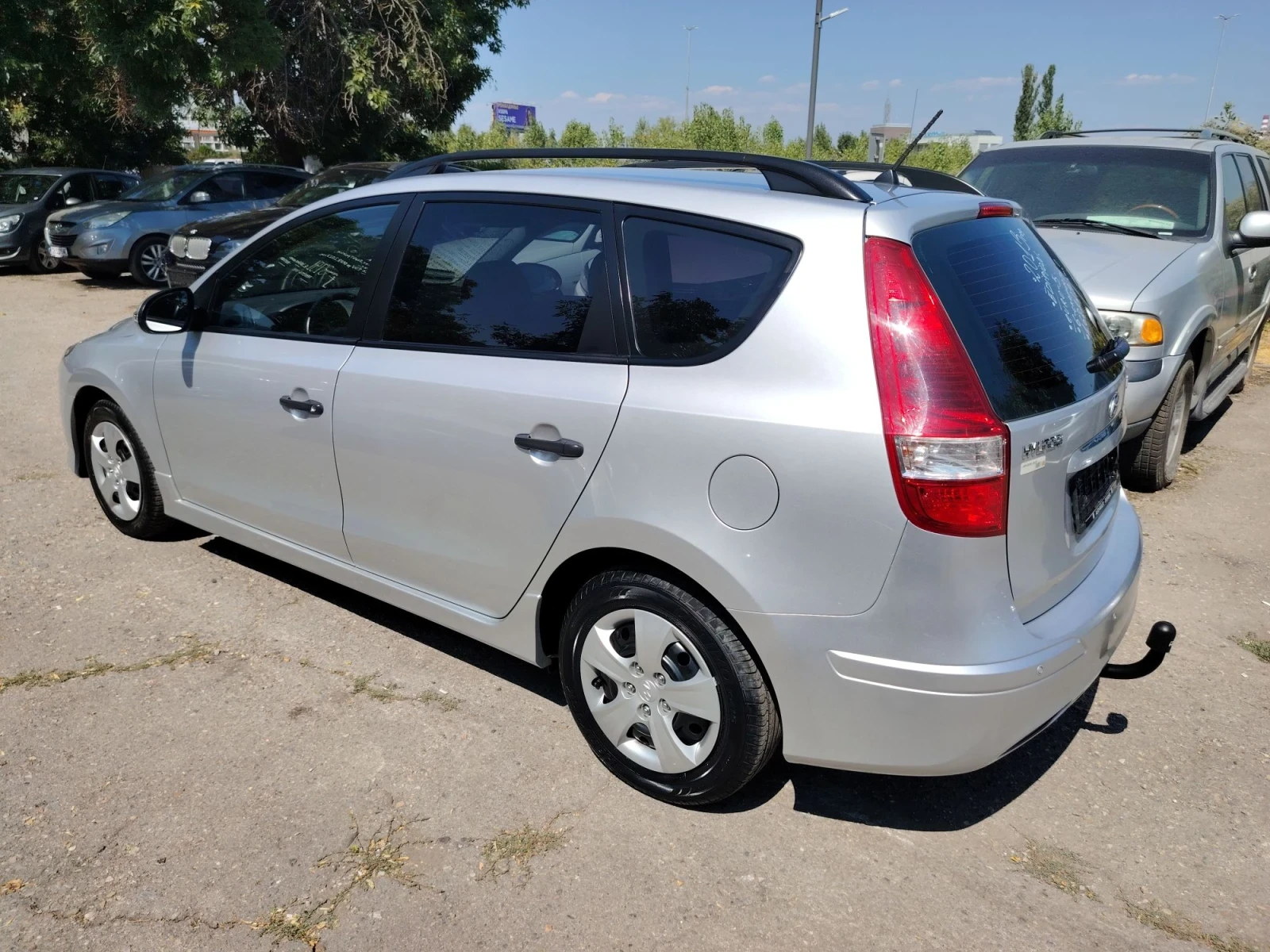 Hyundai I30 Sw 1.6CRD-i/EDITION , снимка 7 - Автомобили и джипове - 55753483