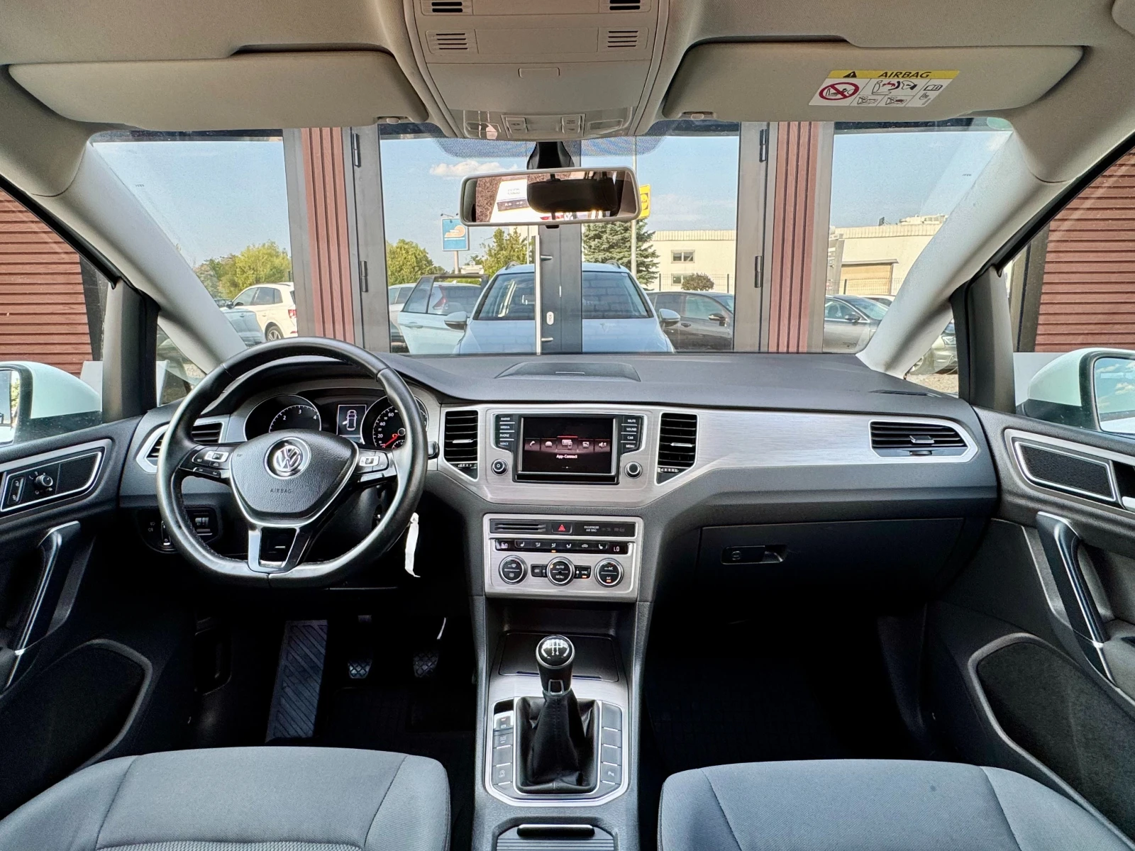 VW Sportsvan SPORTSVAN* Камера* , снимка 9 - Автомобили и джипове - 56127633