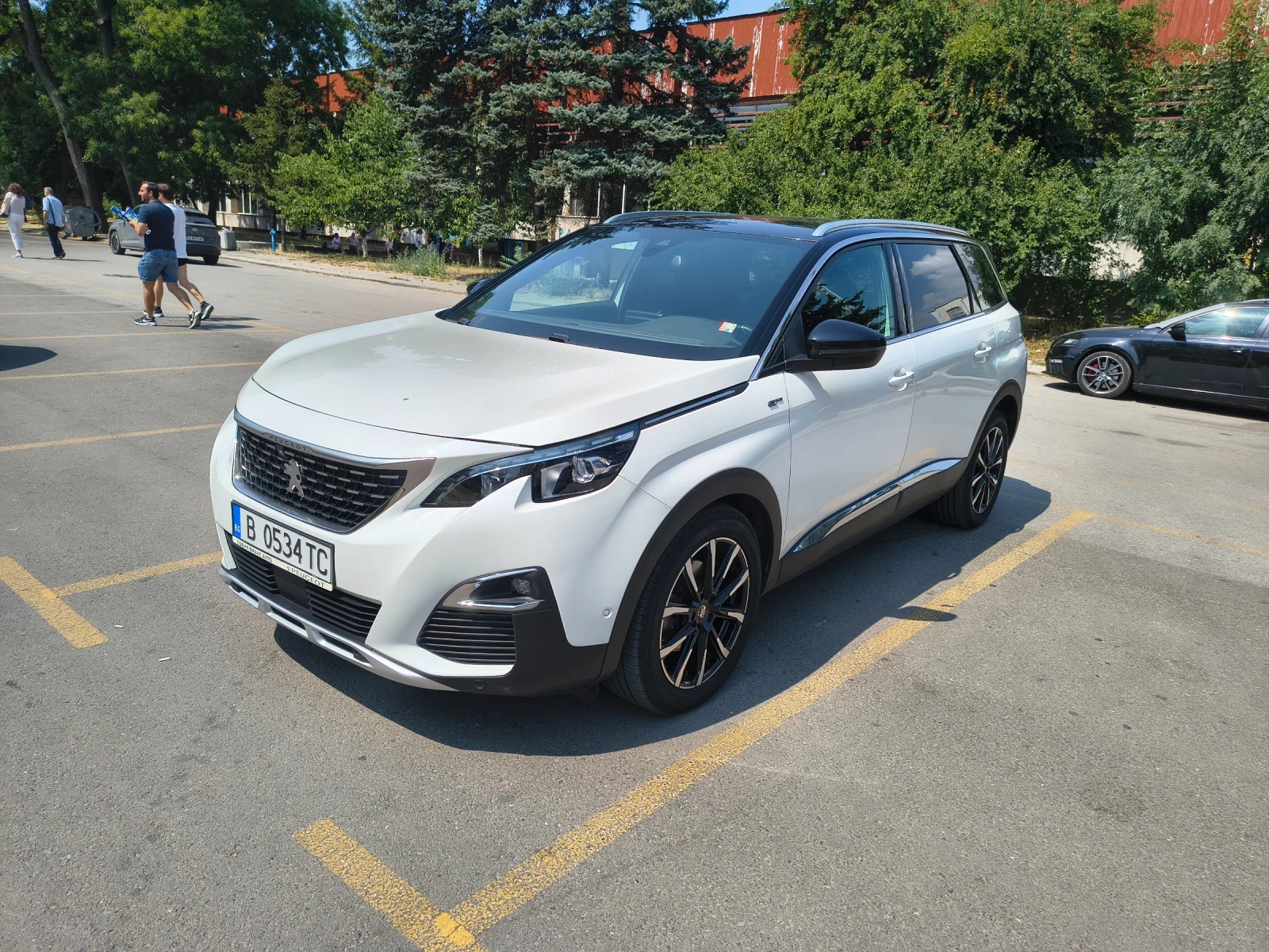 Peugeot 5008
