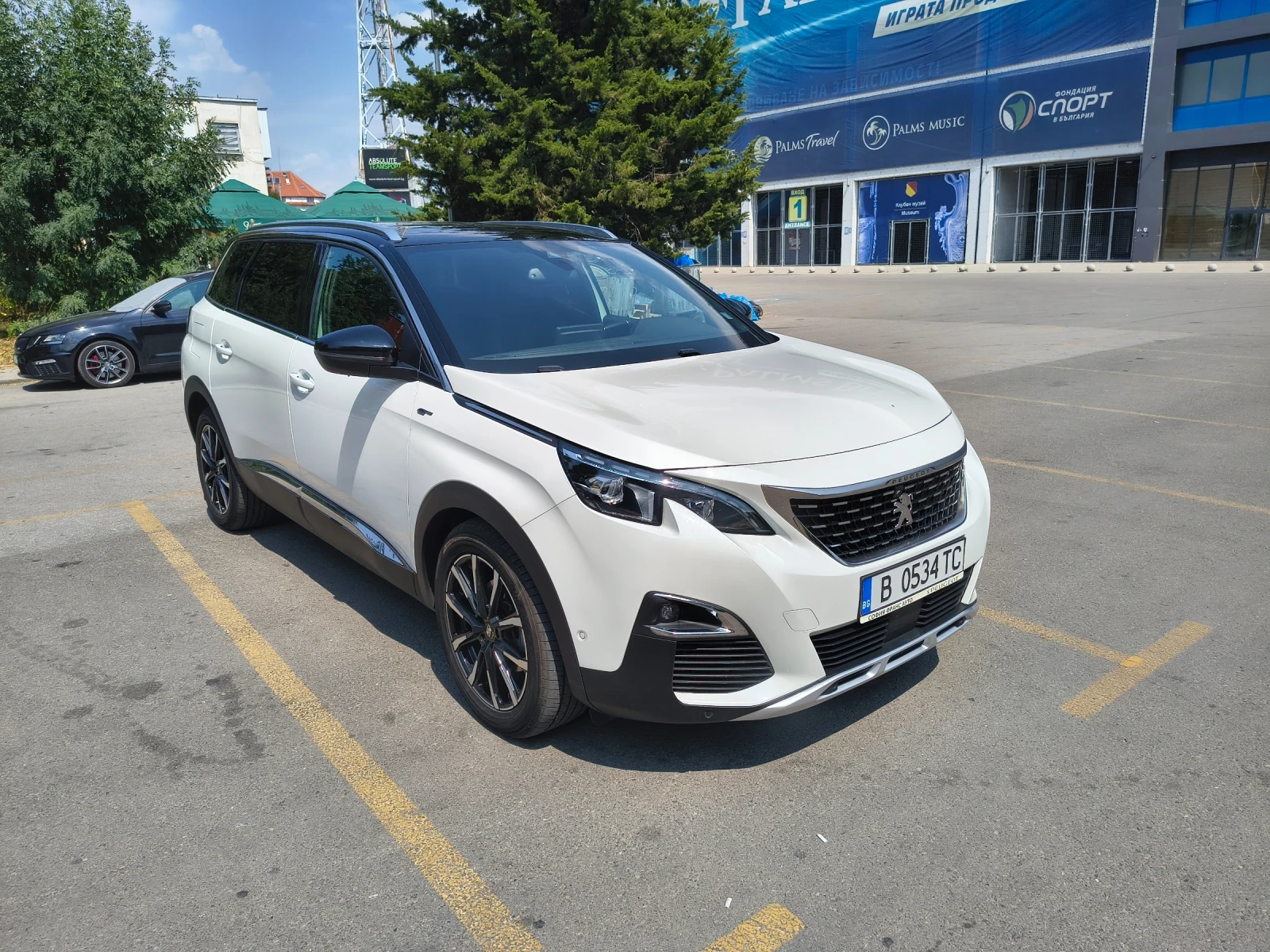 Peugeot 5008, снимка 3 - Автомобили и джипове - 56237721