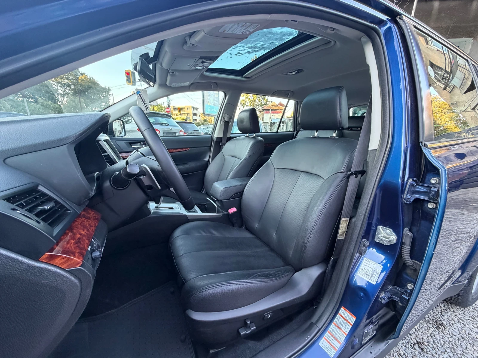 Subaru Outback 3.6 EXECUTIVE , снимка 8 - Автомобили и джипове - 56311703