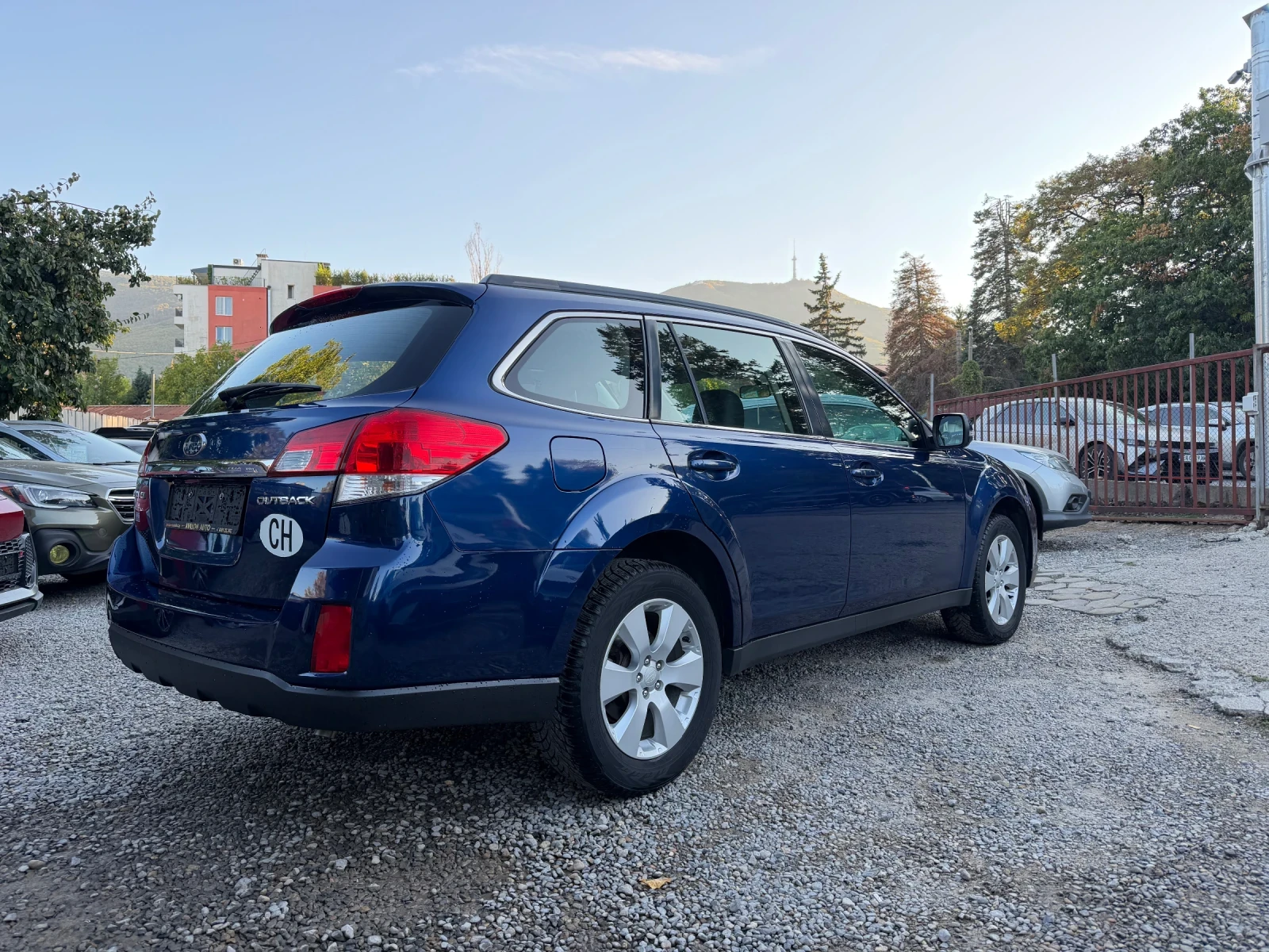 Subaru Outback 3.6 EXECUTIVE , снимка 4 - Автомобили и джипове - 56311703