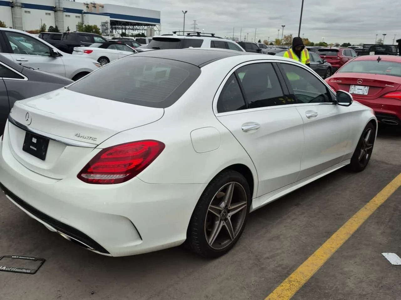 Mercedes-Benz C 300 * 4matic Sedan * CARFAX *  | Mobile.bg � ����������� 3