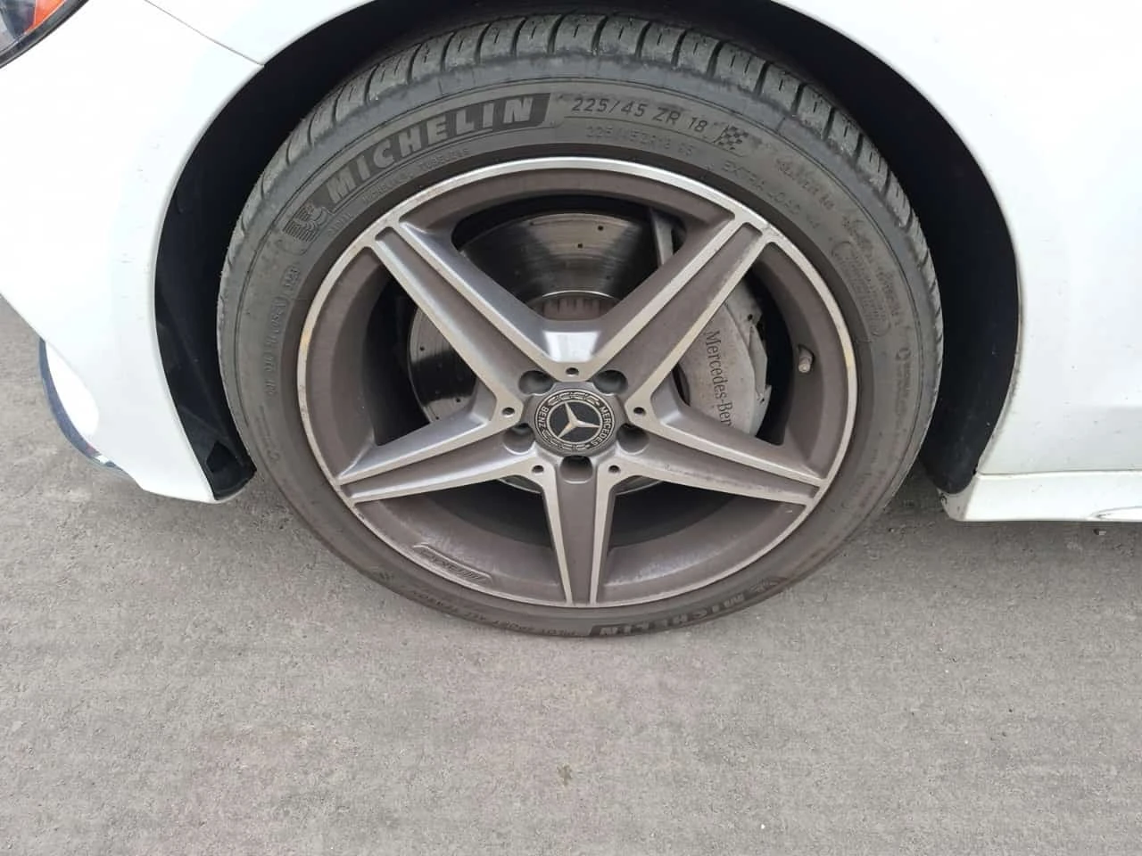 Mercedes-Benz C 300 * 4matic Sedan * CARFAX *  | Mobile.bg � ����������� 5